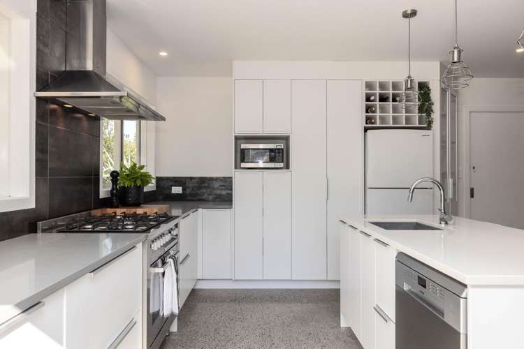 43 Emmerdale Place Ohauiti_6