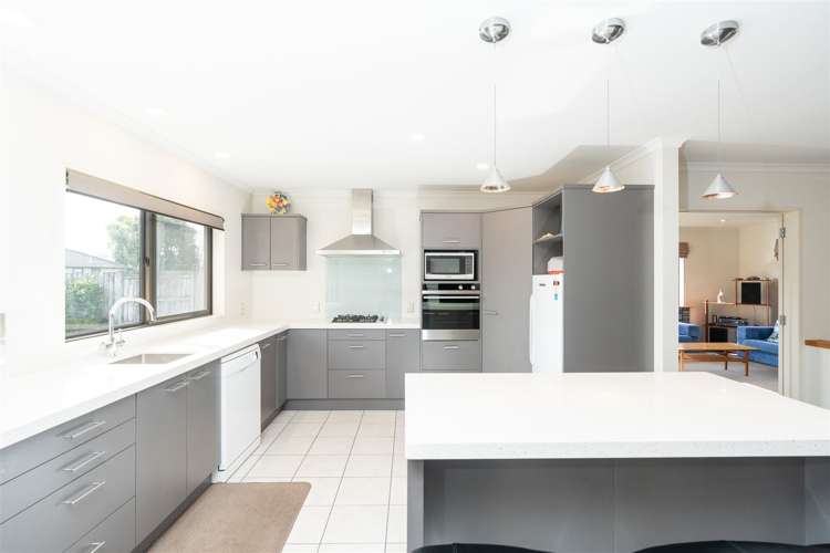 17 Innswood Place Rototuna North_3