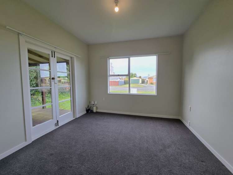 19 Hoffman Street Hokitika_9