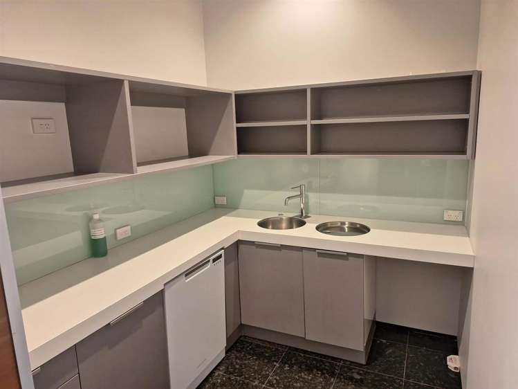 7 Show Place Addington_6