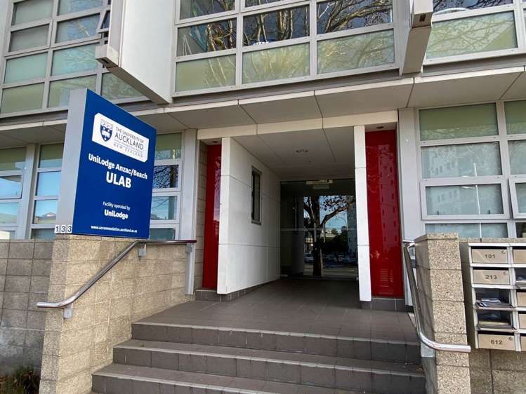 204/133 Beach Road Auckland Central_9