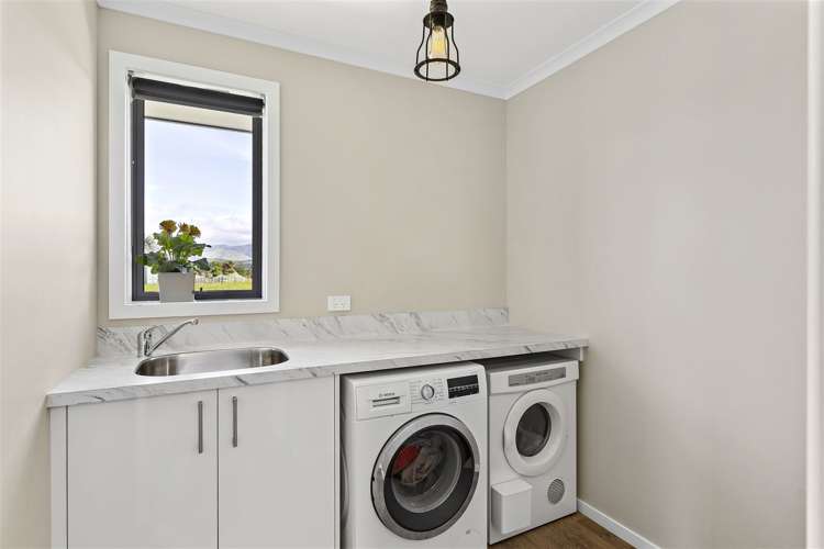 65 Andersons Line Carterton_20