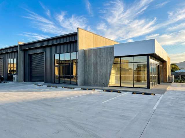 Commercial Unit for Lease