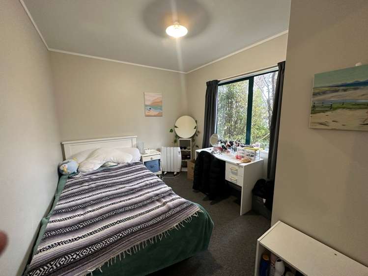 20 Ridgeway Drive 11601_4