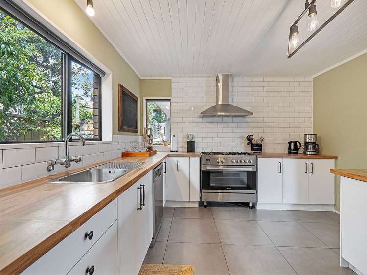 20 The Glebe Coastlands_7