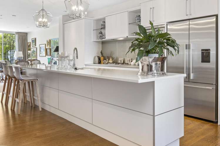 3/110 Lake Terrace Taupo_4