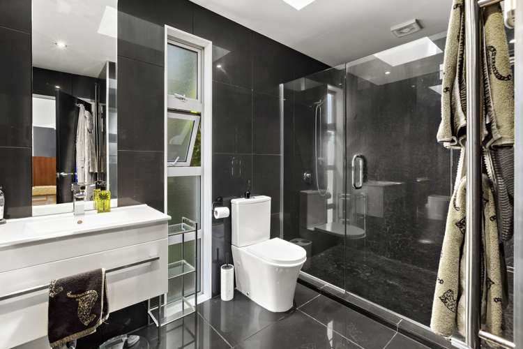 5 Satchell Way Kaiwharawhara_9