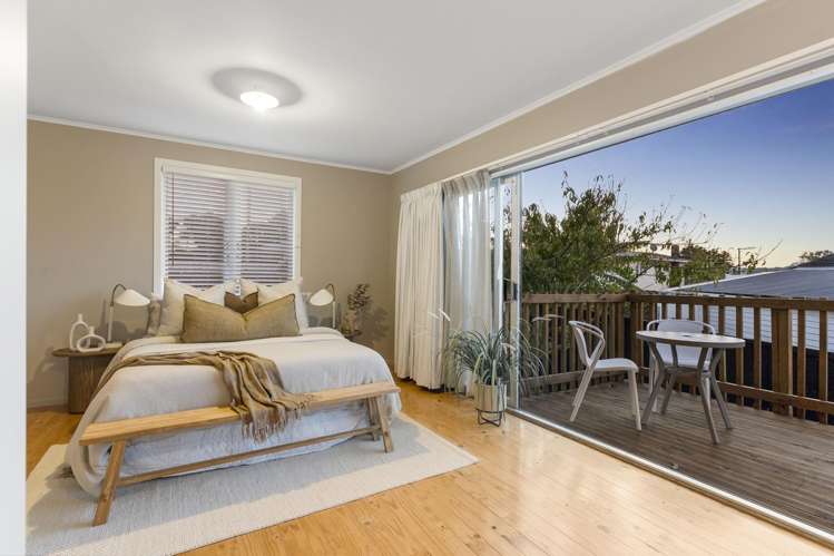 1/17 Fairclough Road Beach Haven_12