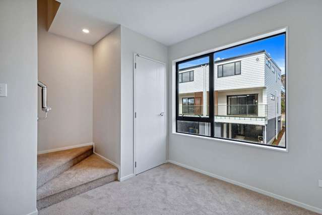 2D Glenford Lane Te Atatu Peninsula_4