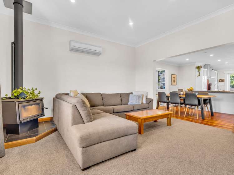 1106 Caroline Road Mayfair_1