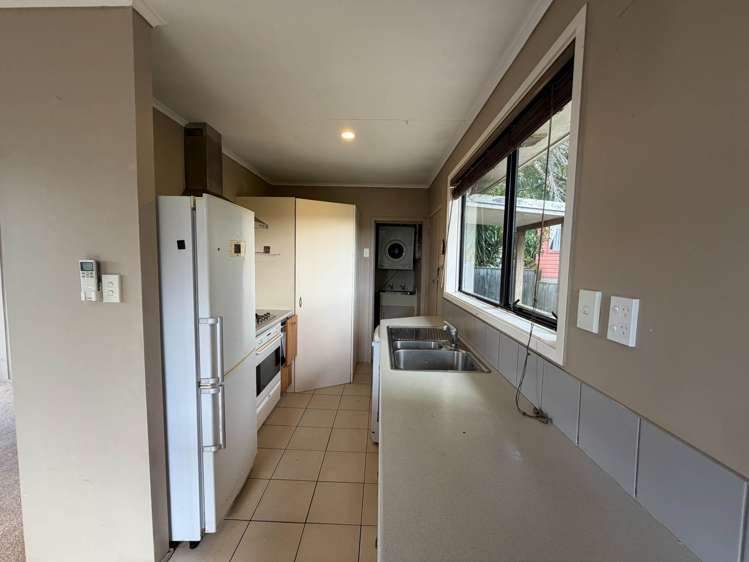 24 Nutsey Avenue Northcote_5