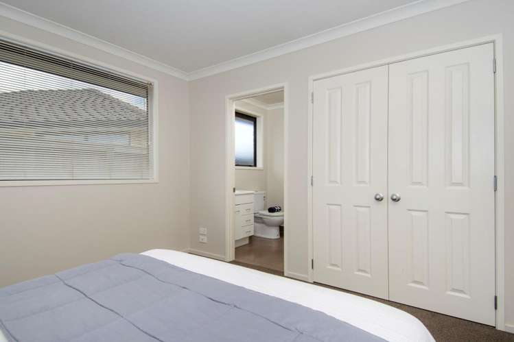 8 Blossom Grove Papamoa_14