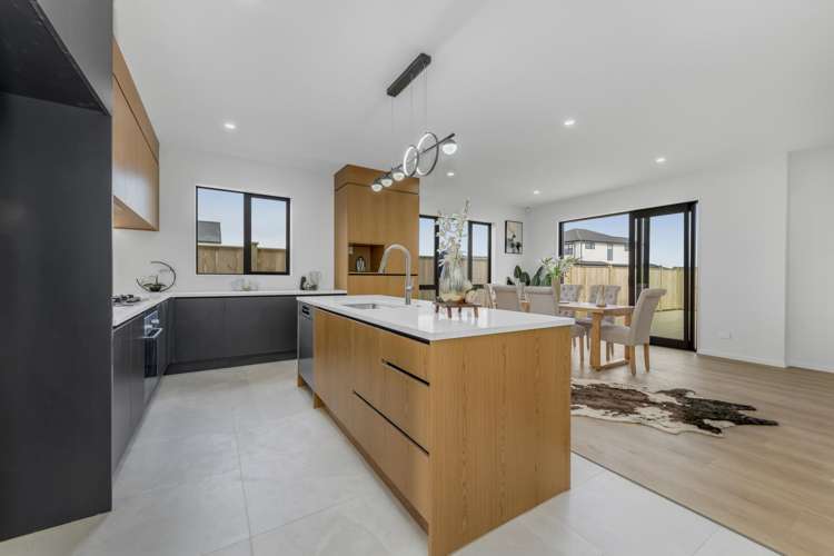 35 Kaitiaki Drive Clarks Beach_1