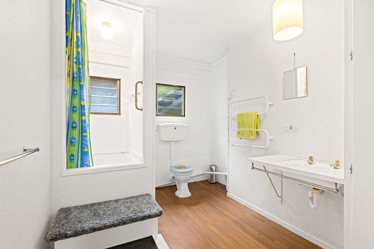 20 Surville Place Mairangi Bay_12