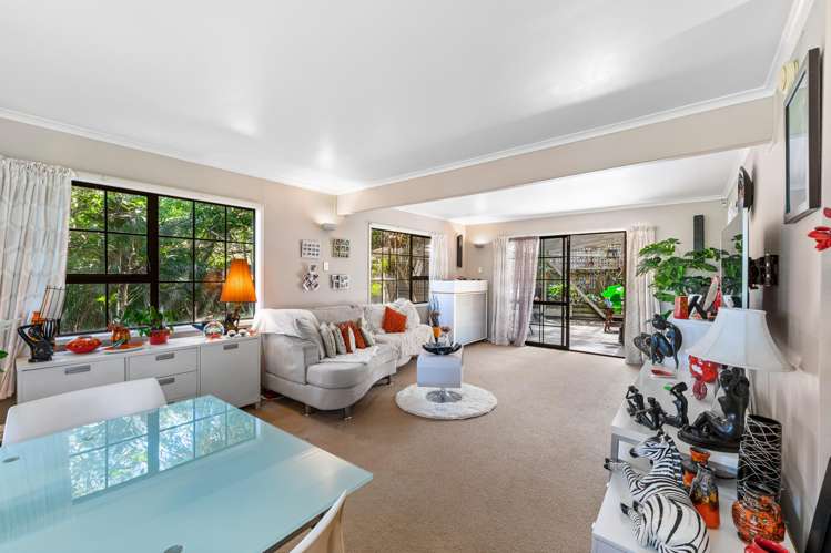 20 Fitzherbert Avenue West Harbour_5