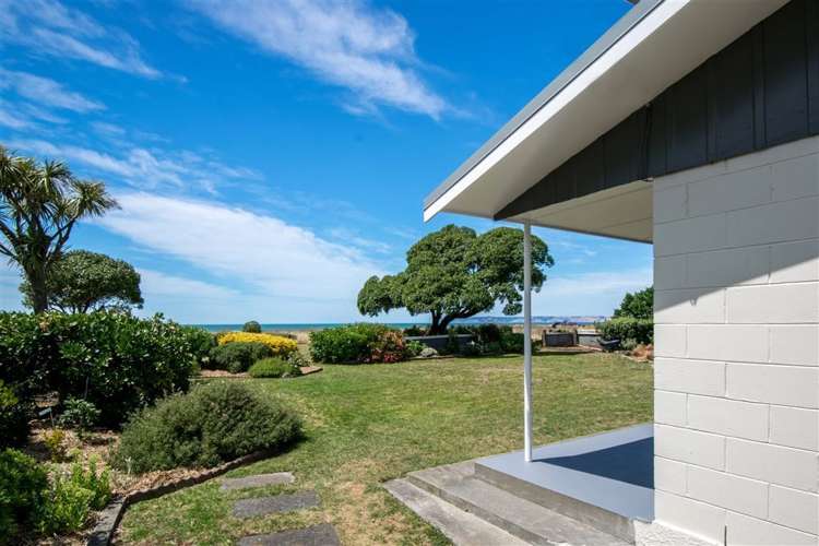 48 Rarangi Beach Road Rarangi_0