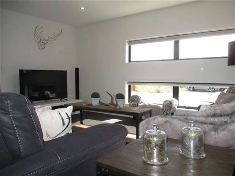 20 Russ Drive Lincoln_10