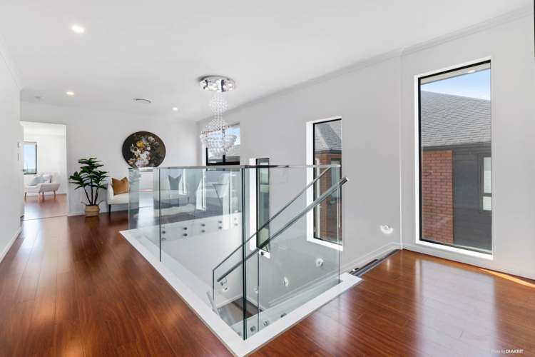 13 Hakinakina Drive Flat Bush_9