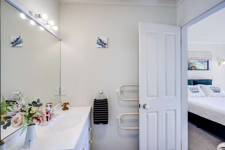 35 Beaufort Place Taradale_13