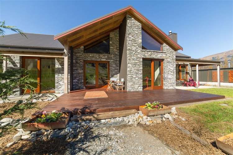 124 Lovers Leap Road Glenorchy_0