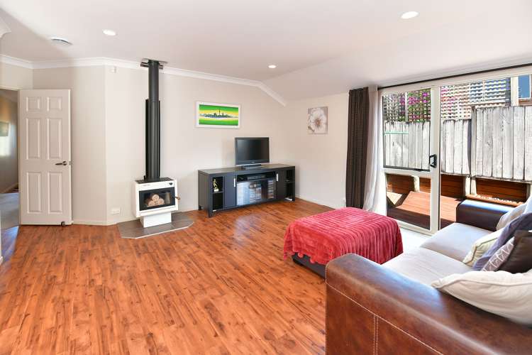 12 Astor Place Orewa_7