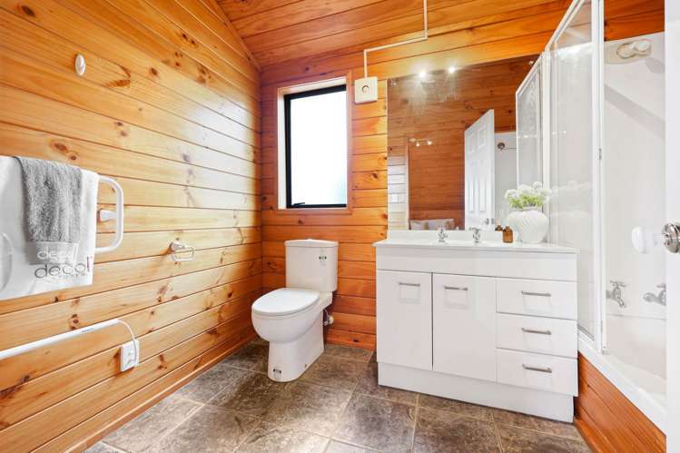 4A Hamlin Road Mt Wellington_24