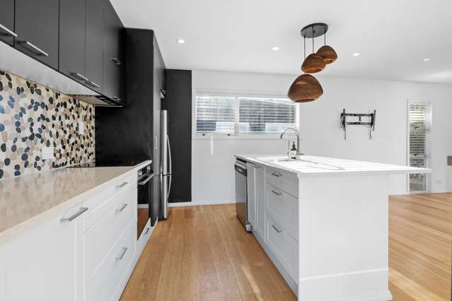  679 Huia Road Parau_1