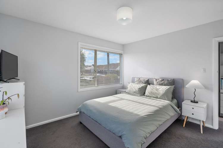 86 Neill Street Hornby_12