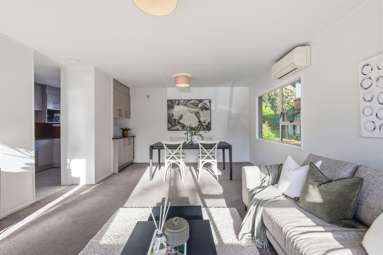 1/92 Lake Road_2