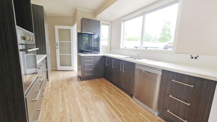 5 Mcdowall Place Queenwood_4