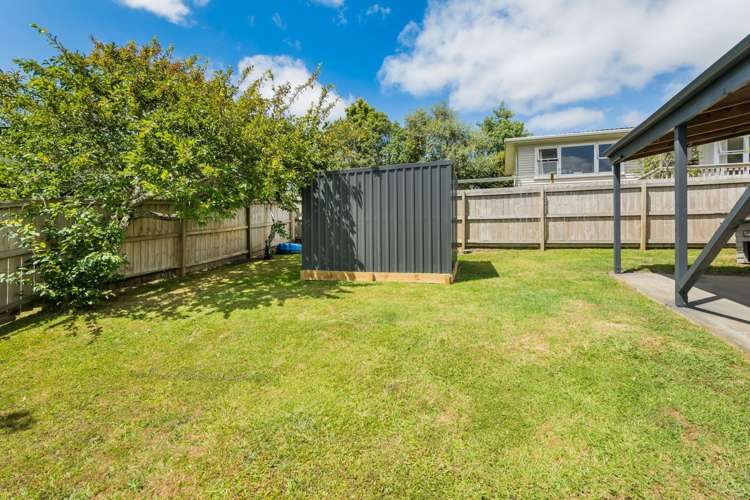 2/5 Gazelle Avenue Beach Haven_17