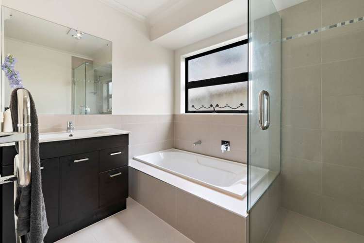 11 Kokako Rise Papakura_13