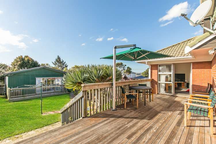 12 Riverview Road New Lynn_17