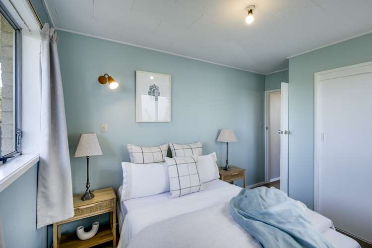 209 Park Road South Akina_11