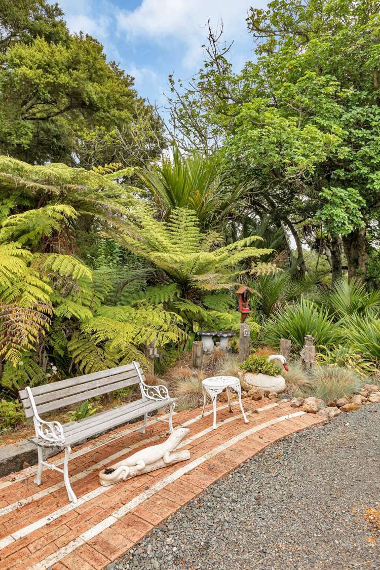 10 Myrtle Lane Te Kamo_25