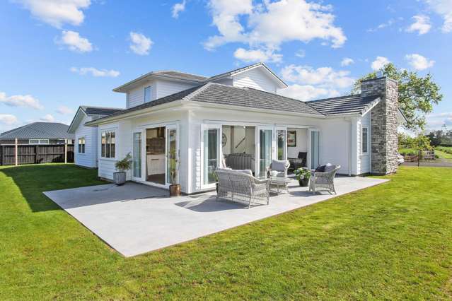 4 Bedroom Country Stunner!