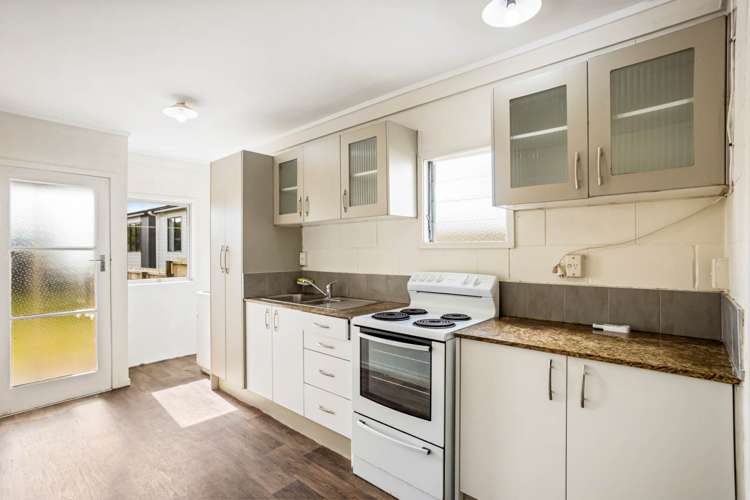 623 Glenfield Road Totara Vale_20