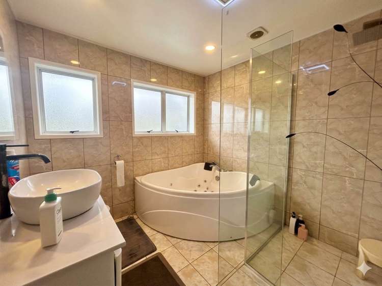 2/56 Rawhiti Road One Tree Hill_9