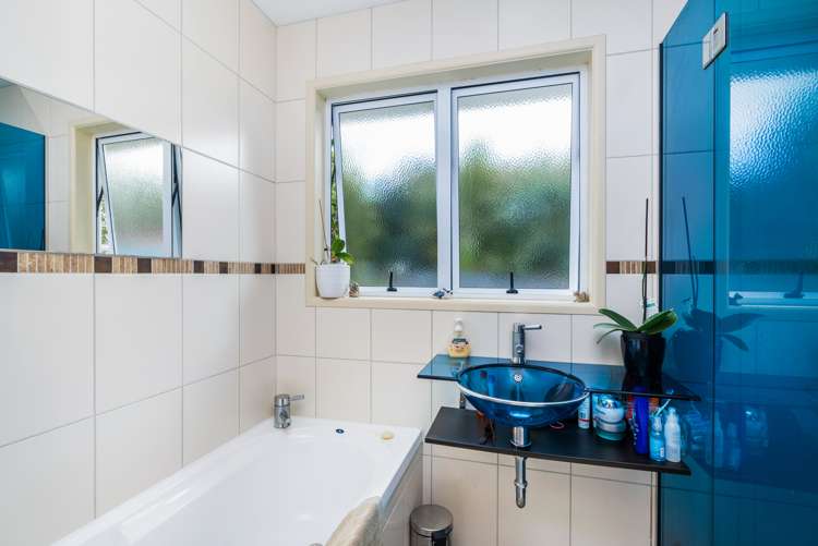 4 Bahama Place Parahaki_13