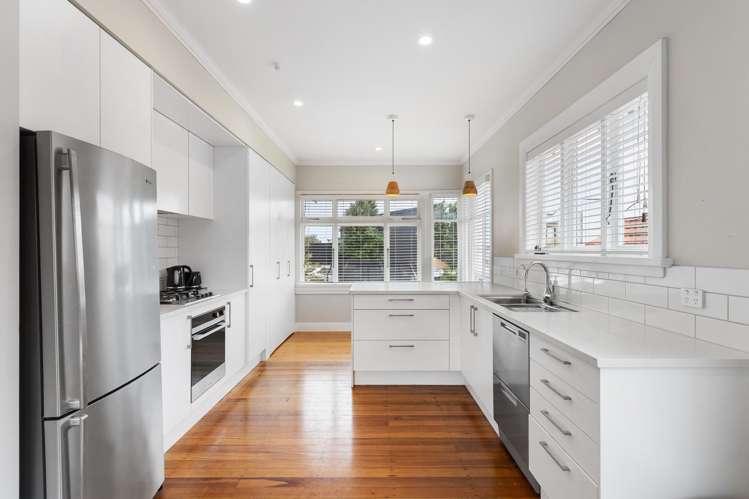 1 Cochrane Road Hobsonville_2