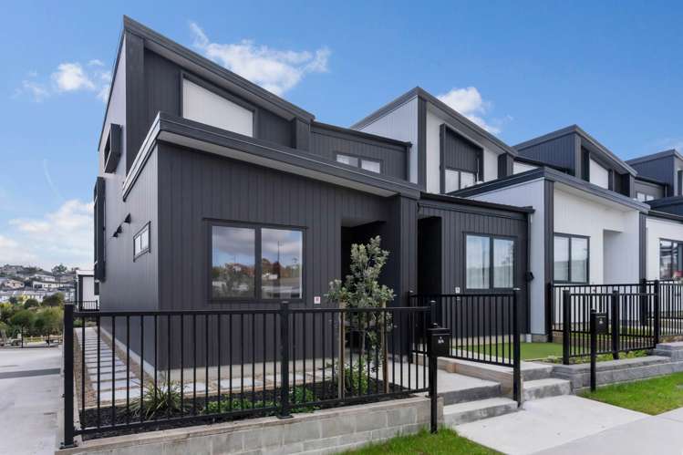 8/4 Limestone Drive Hobsonville_20
