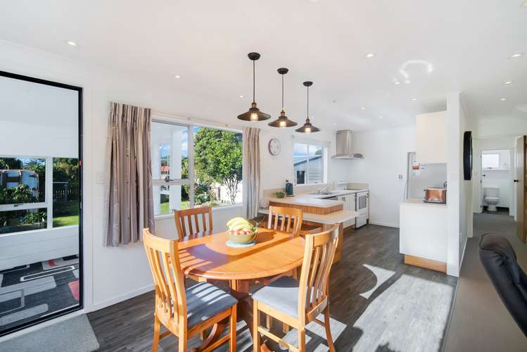 14 Cumming Street Okato_5