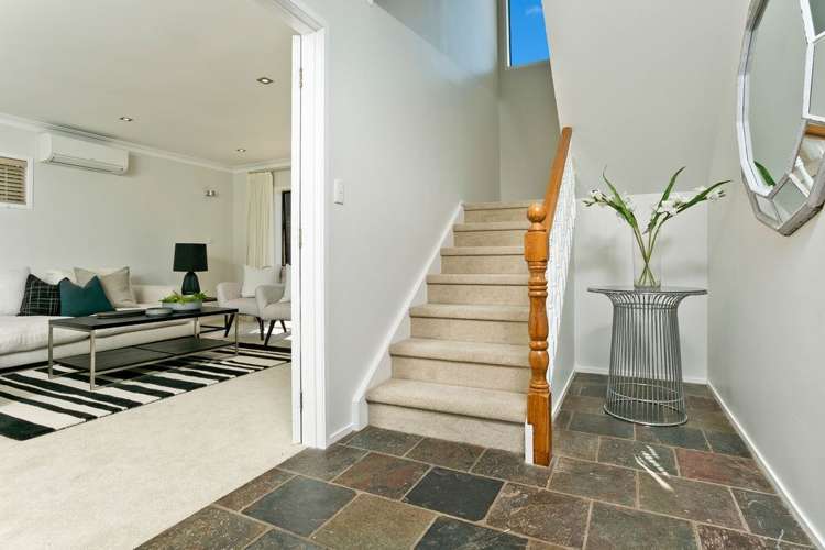 11 Penguin Drive Murrays Bay_1