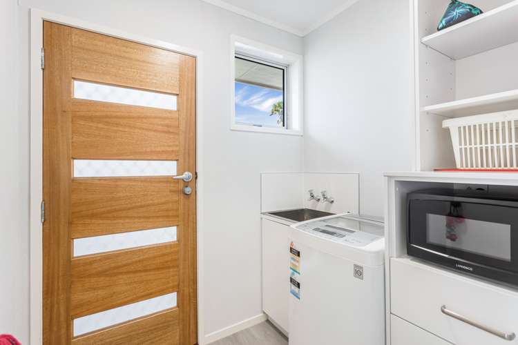 2/193 Don Buck Road Massey_16