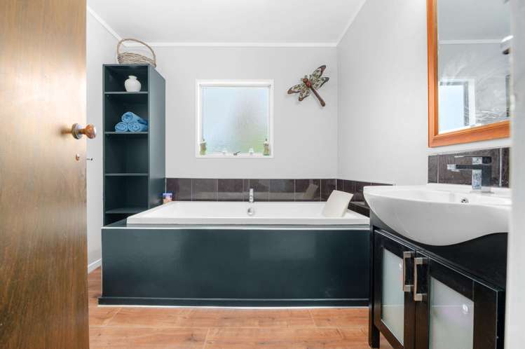 23 Divers Road Horotiu_11