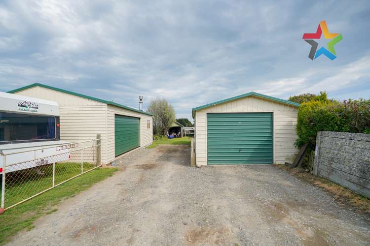 21 Redpath Road Orepuki_19