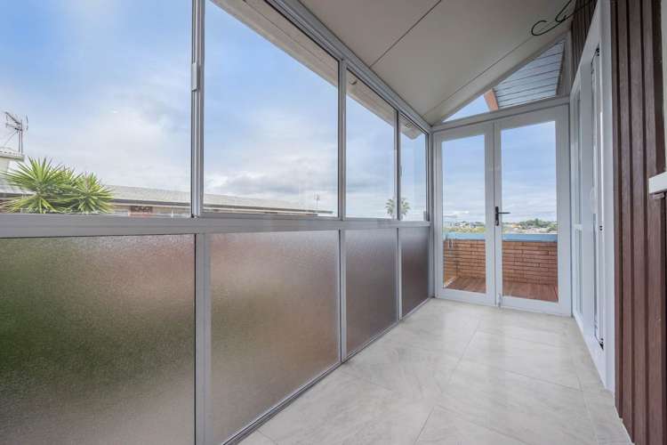 2/4 Rangitoto Terrace Milford_14