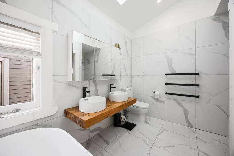 9 Ocean View Road Hillcrest_15