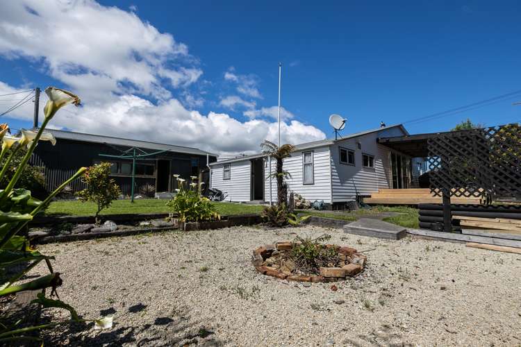 31 Fox Street Cobden_13