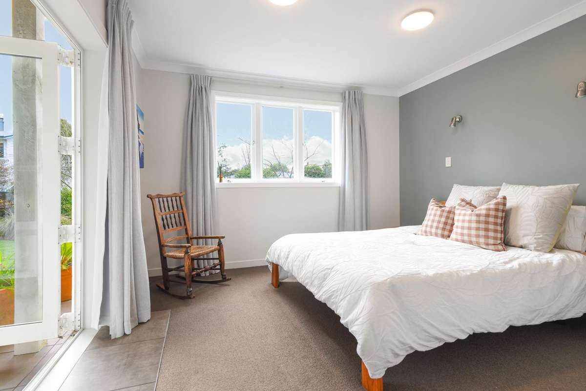 10 Wharepaina Crescent_2